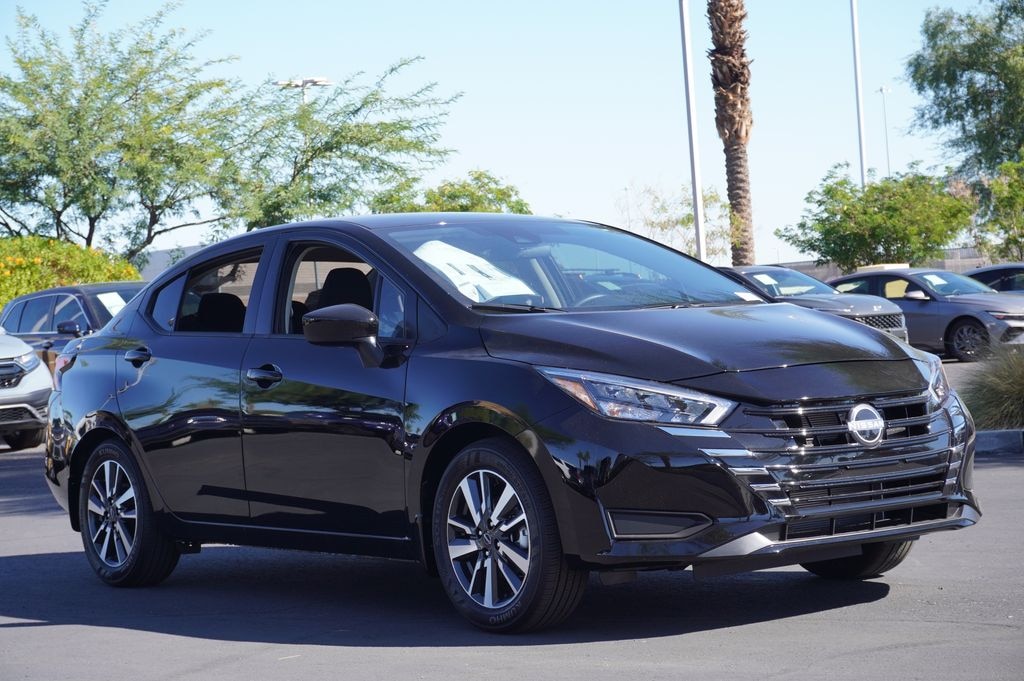 New 2025 Nissan Versa 1.6 SV Sedan