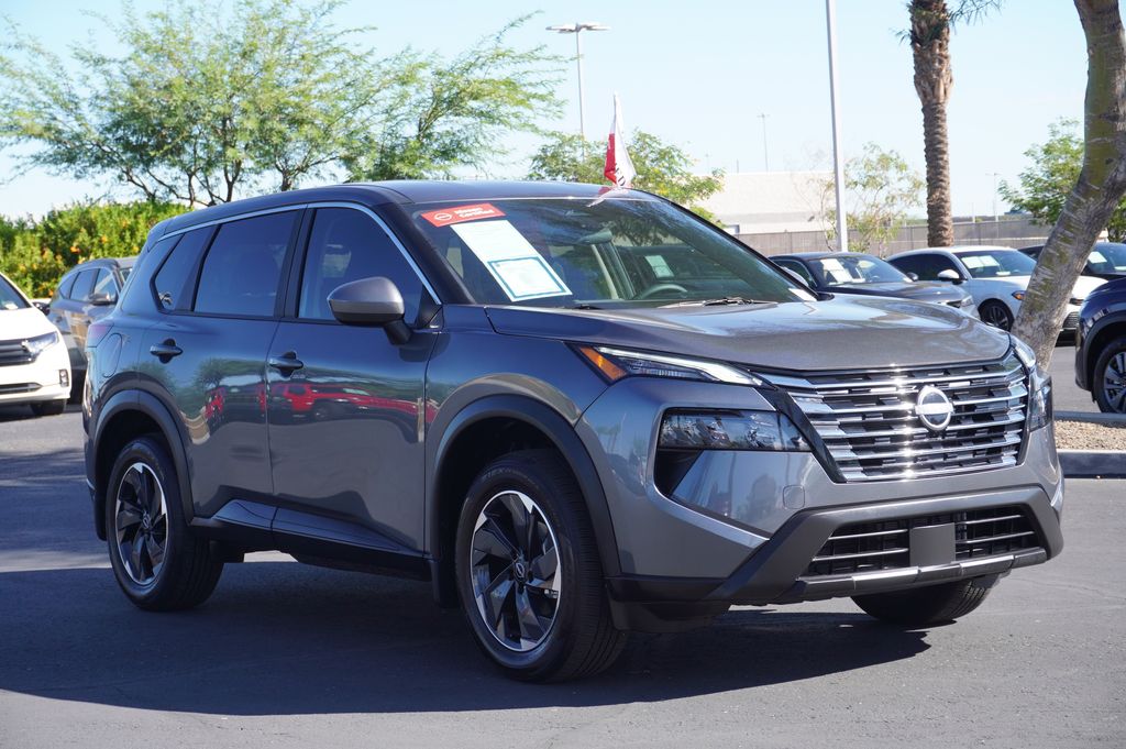 2025 Nissan Rogue SV photo 3