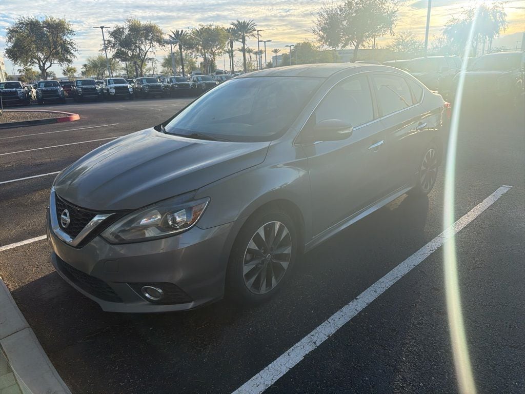 2016 Nissan Sentra SR's photo