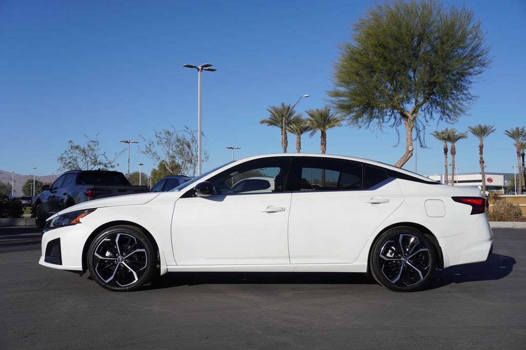 Certified 2025 Nissan Altima SR Sedan