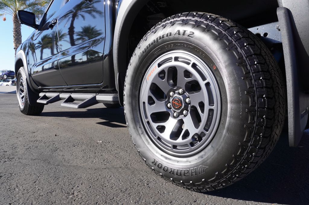 2026 Nissan Frontier PRO-4X - Photo 6