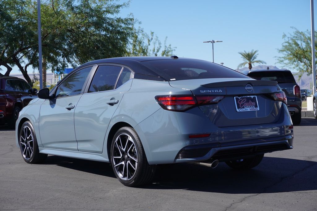 2025 Nissan Sentra SR photo 2