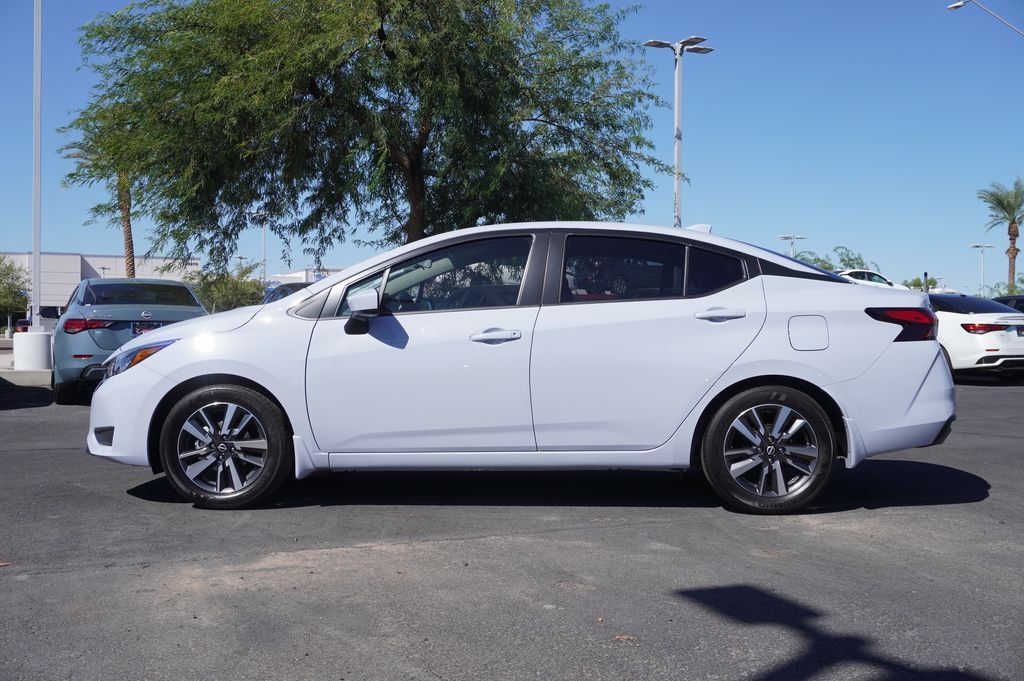 New 2025 Nissan Versa 1.6 SV Sedan