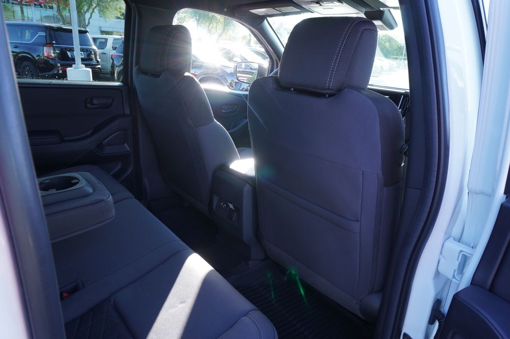 2026 Nissan Frontier SV - Photo 11