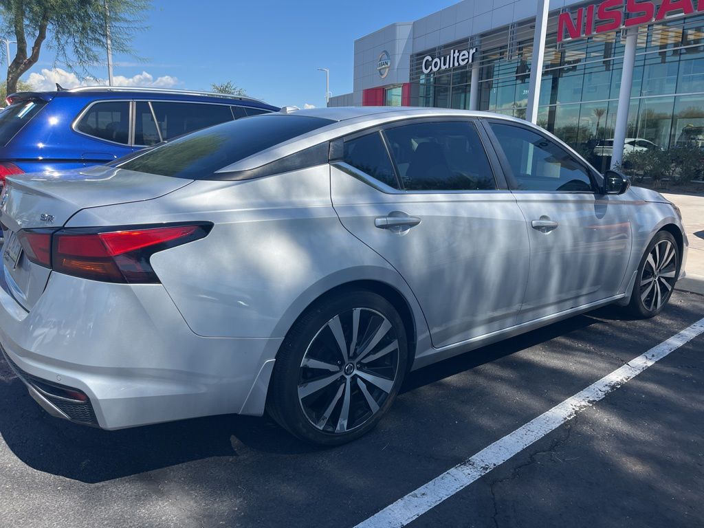 2020 Nissan Altima 2.5 SR photo 4