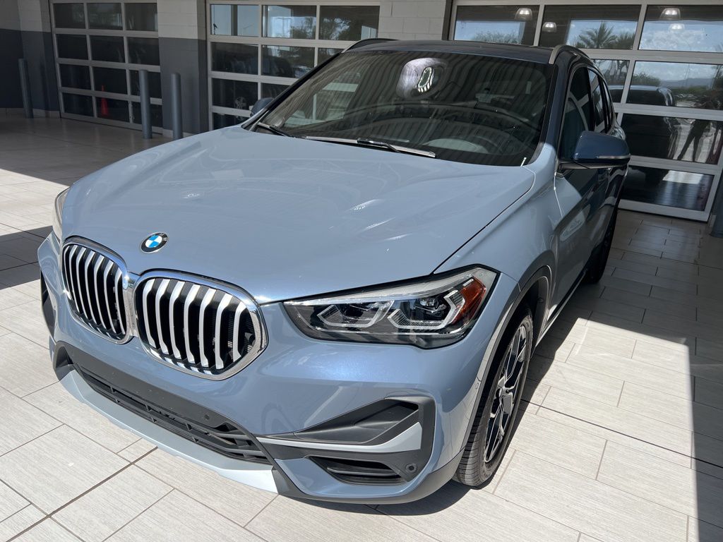 2022 BMW X1 sDrive28i's photo