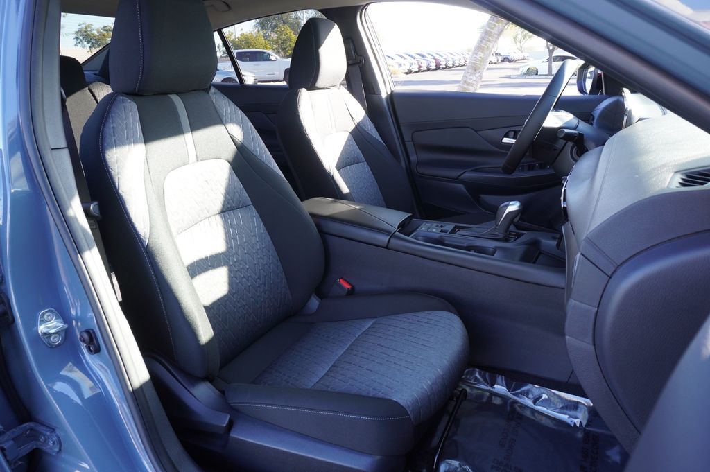2026 Nissan Sentra SV - Photo 12