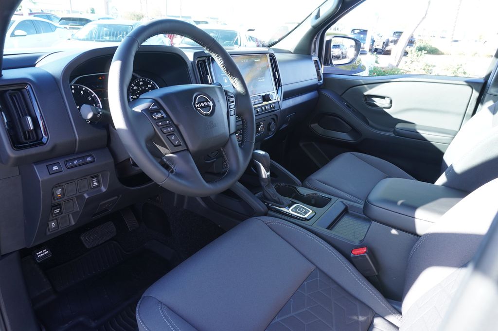 2026 Nissan Frontier SV - Photo 16