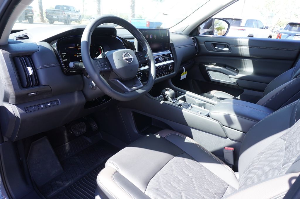 2026 Nissan Pathfinder Platinum - Photo 18