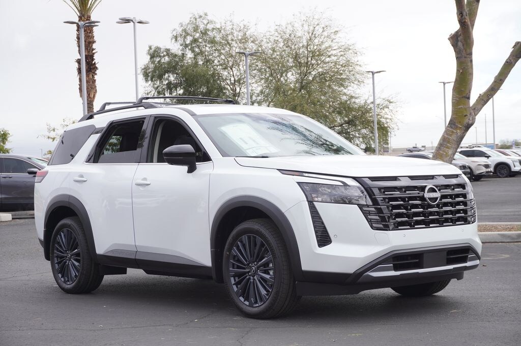 New 2026 Nissan Pathfinder SL SUV