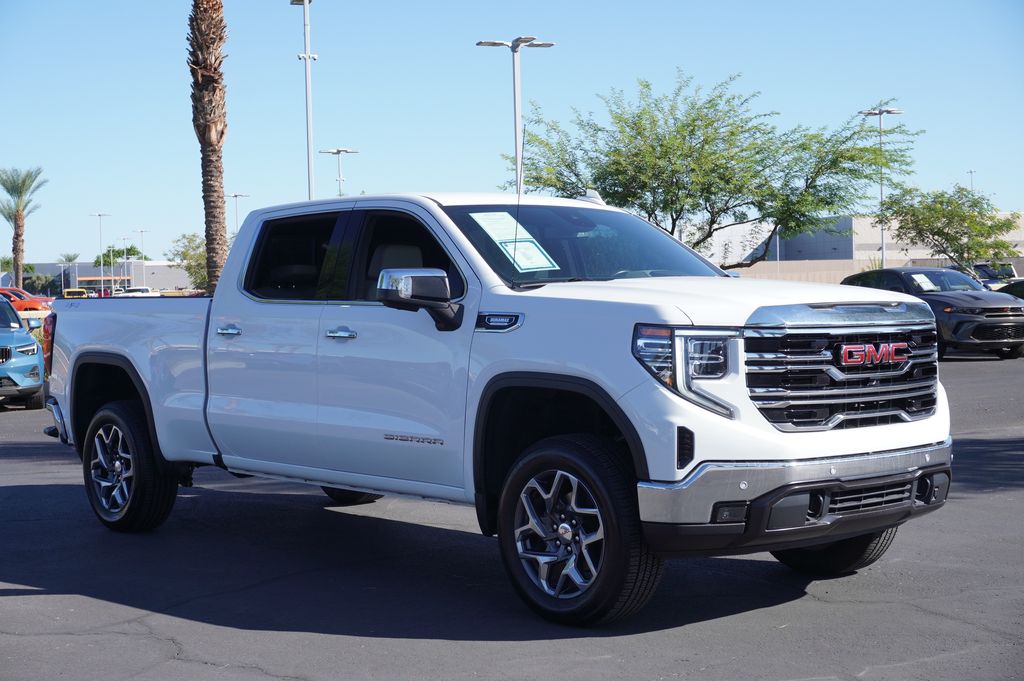 2022 Gmc Sierra 1500 SLT photo 3