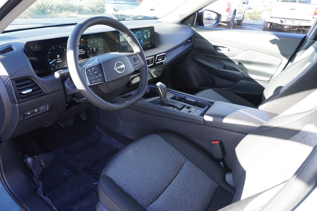 2026 Nissan Sentra SV - Photo 17