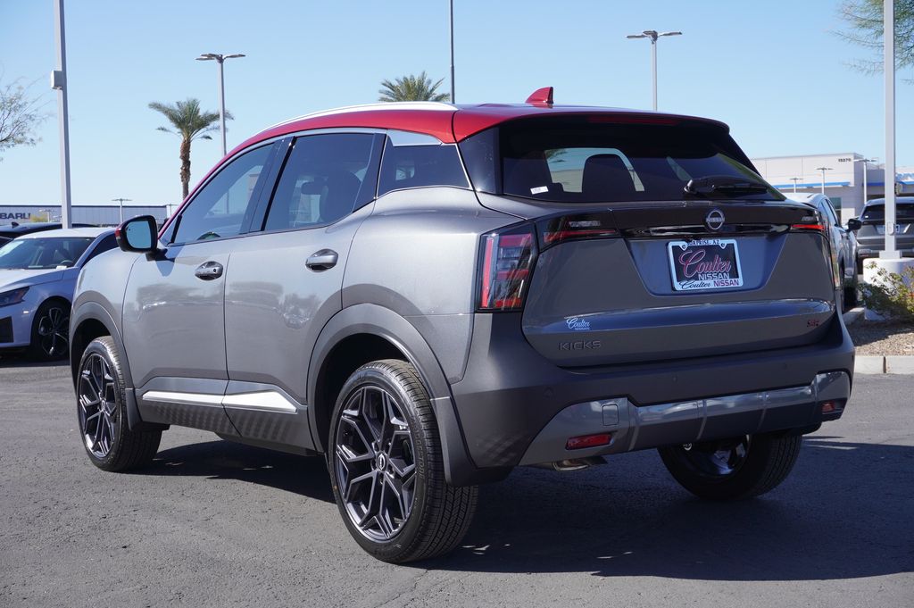 2025 Nissan Kicks SR photo 3