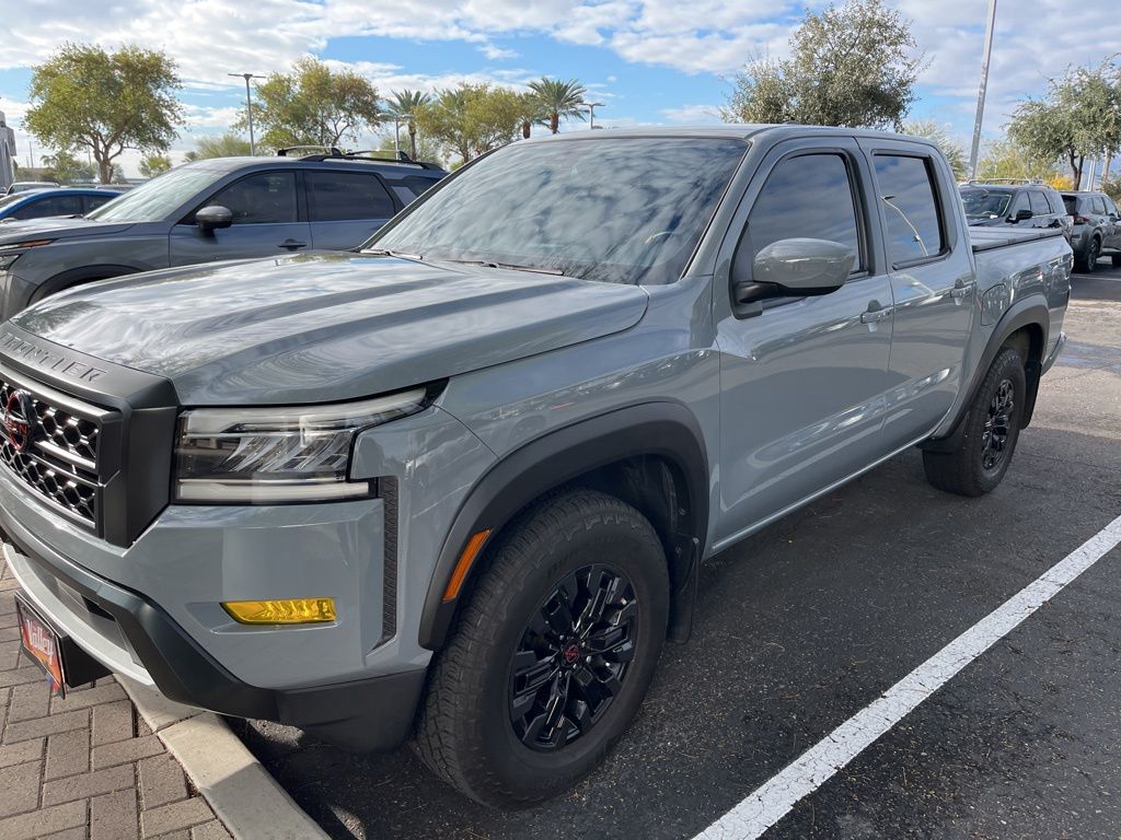 2023 Nissan Frontier PRO-X's photo