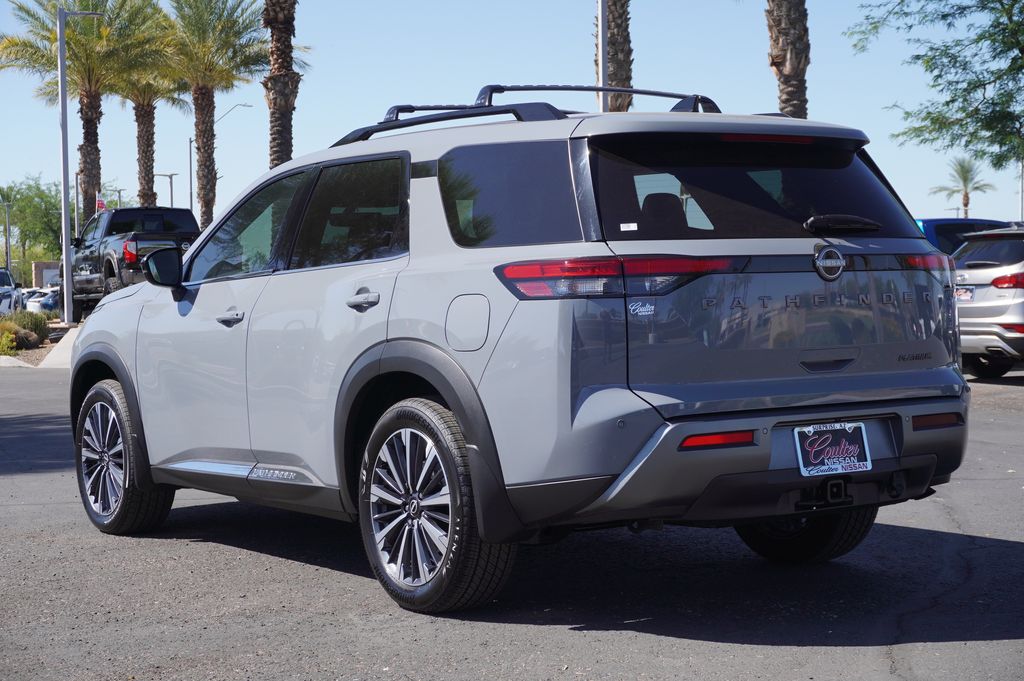 2026 Nissan Pathfinder Platinum - Photo 3