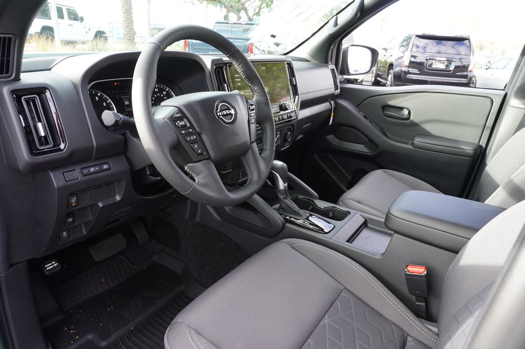 2026 Nissan Frontier SV - Photo 17