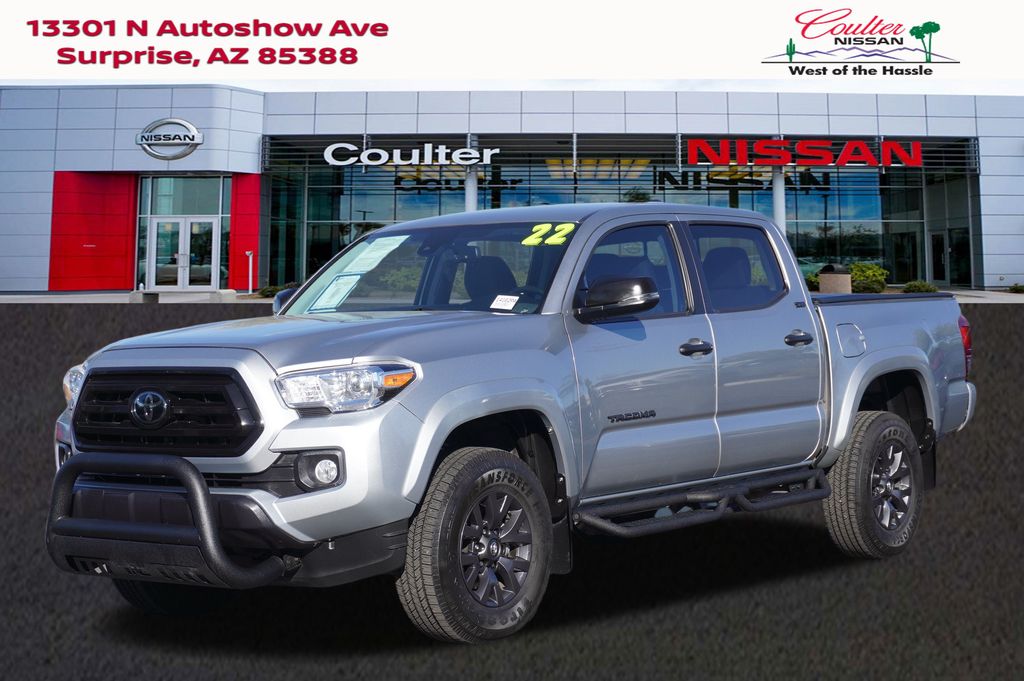 2022 Toyota Tacoma SR5's photo