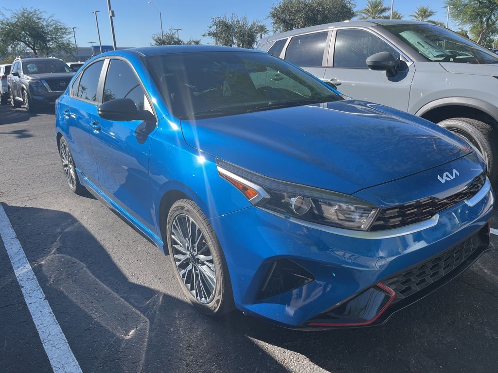 2023 Kia Forte GT-Line photo 3