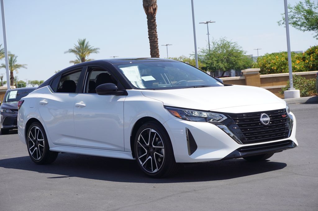 2025 Nissan Sentra SR photo 4