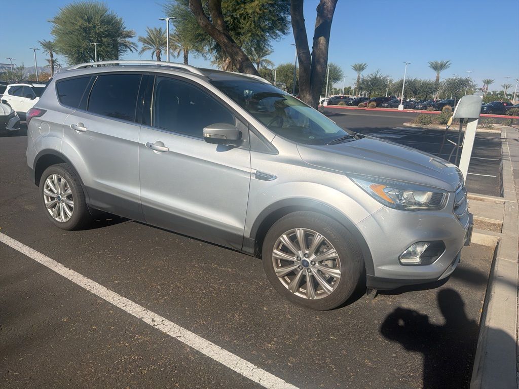 2017 Ford Escape Titanium photo 3