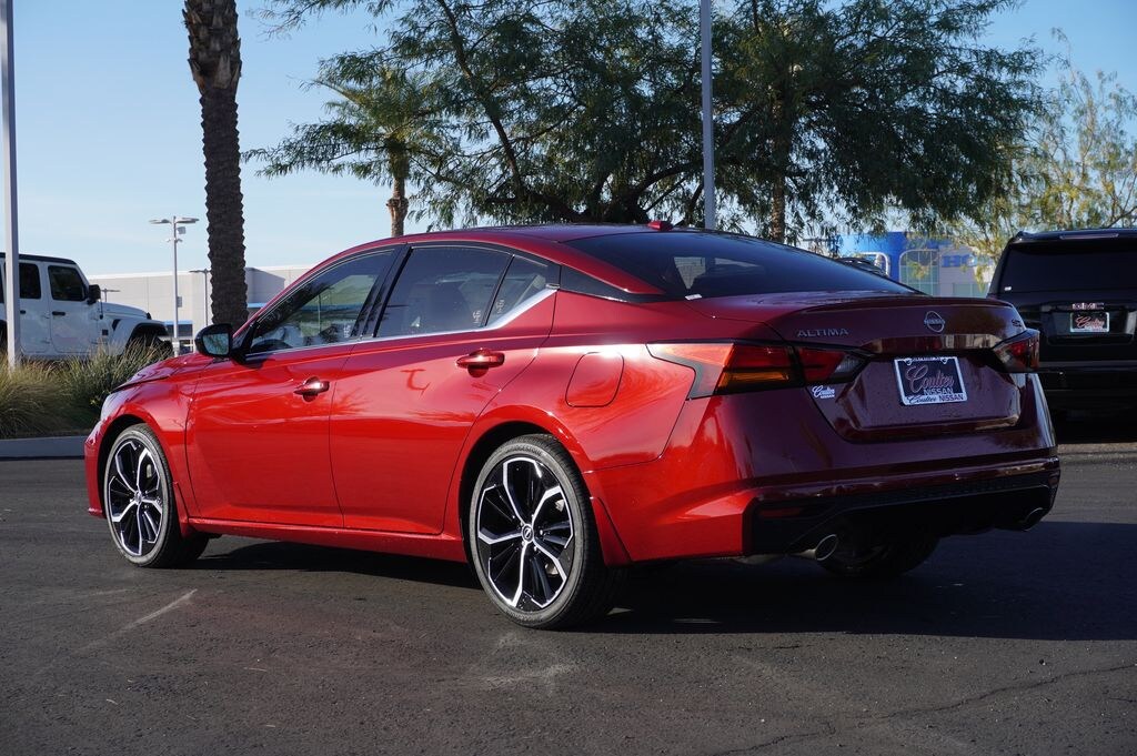 New 2025 Nissan Altima SR Sedan