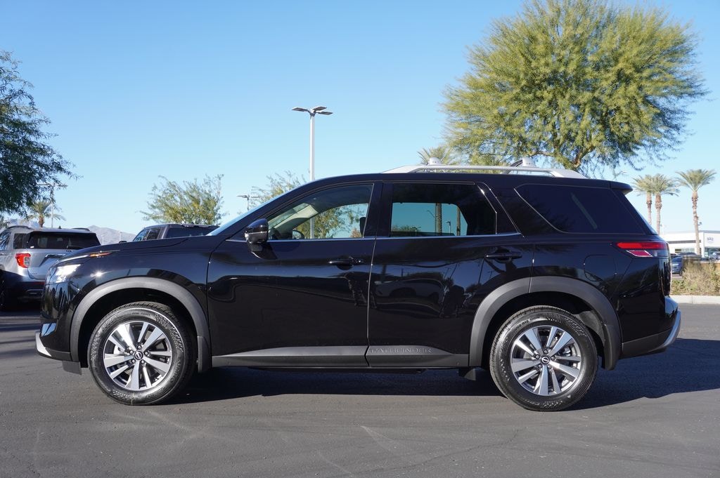 New 2025 Nissan Pathfinder SL SUV