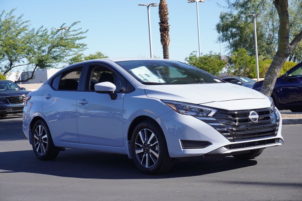 New 2025 Nissan Versa 1.6 SV Sedan