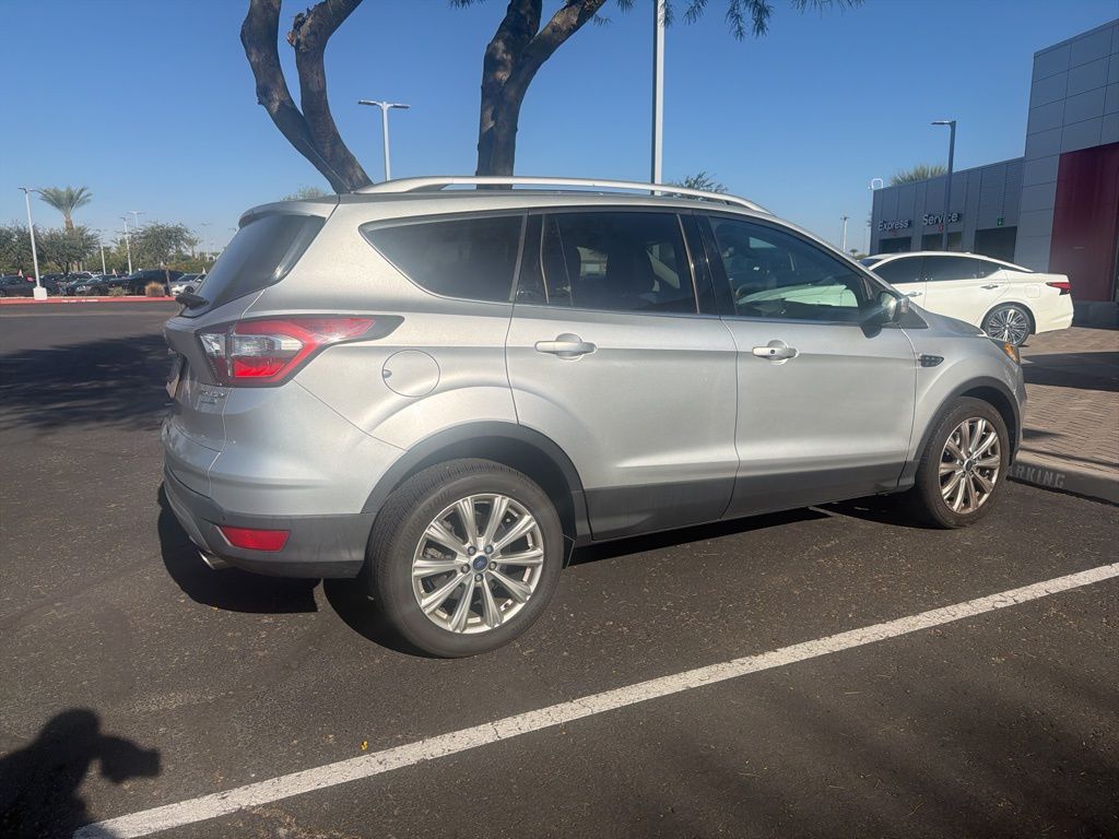 2017 Ford Escape Titanium photo 4