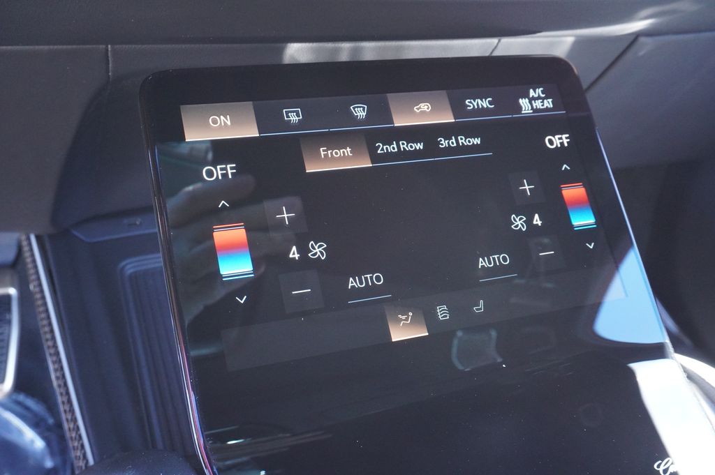2026 Cadillac VISTIQ Luxury - Photo 21