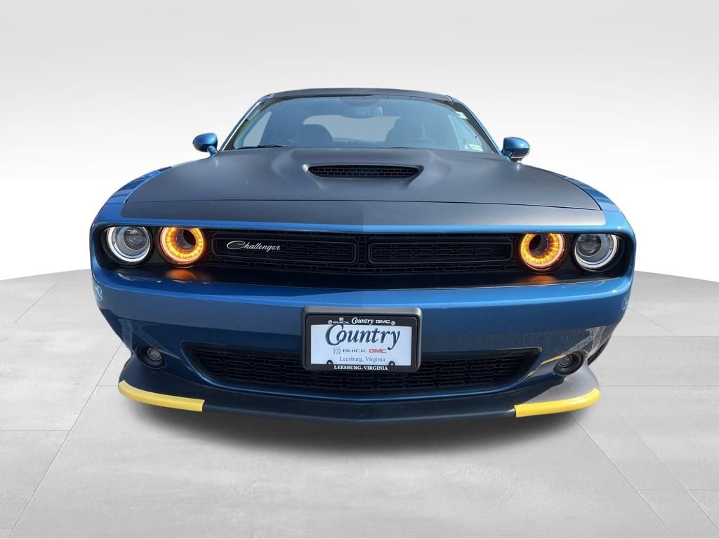 Used 2023 Dodge Challenger R/T with VIN 2C3CDZBT1PH638104 for sale in Leesburg, VA