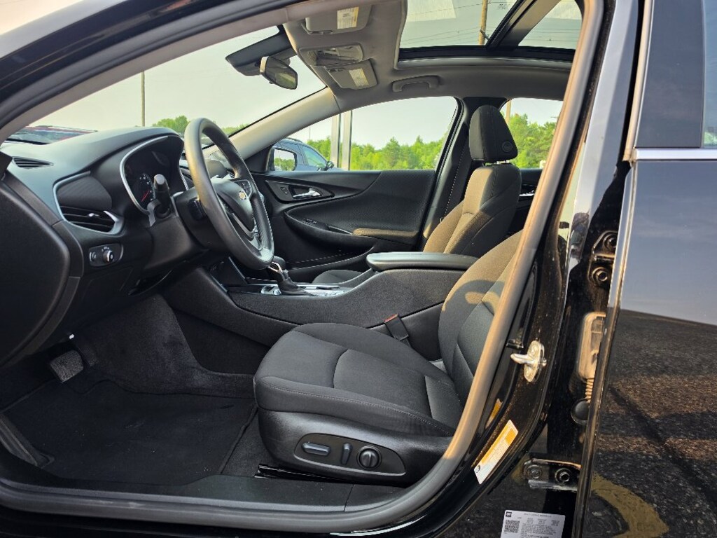 Used 2023 Chevrolet Malibu LT Sedan