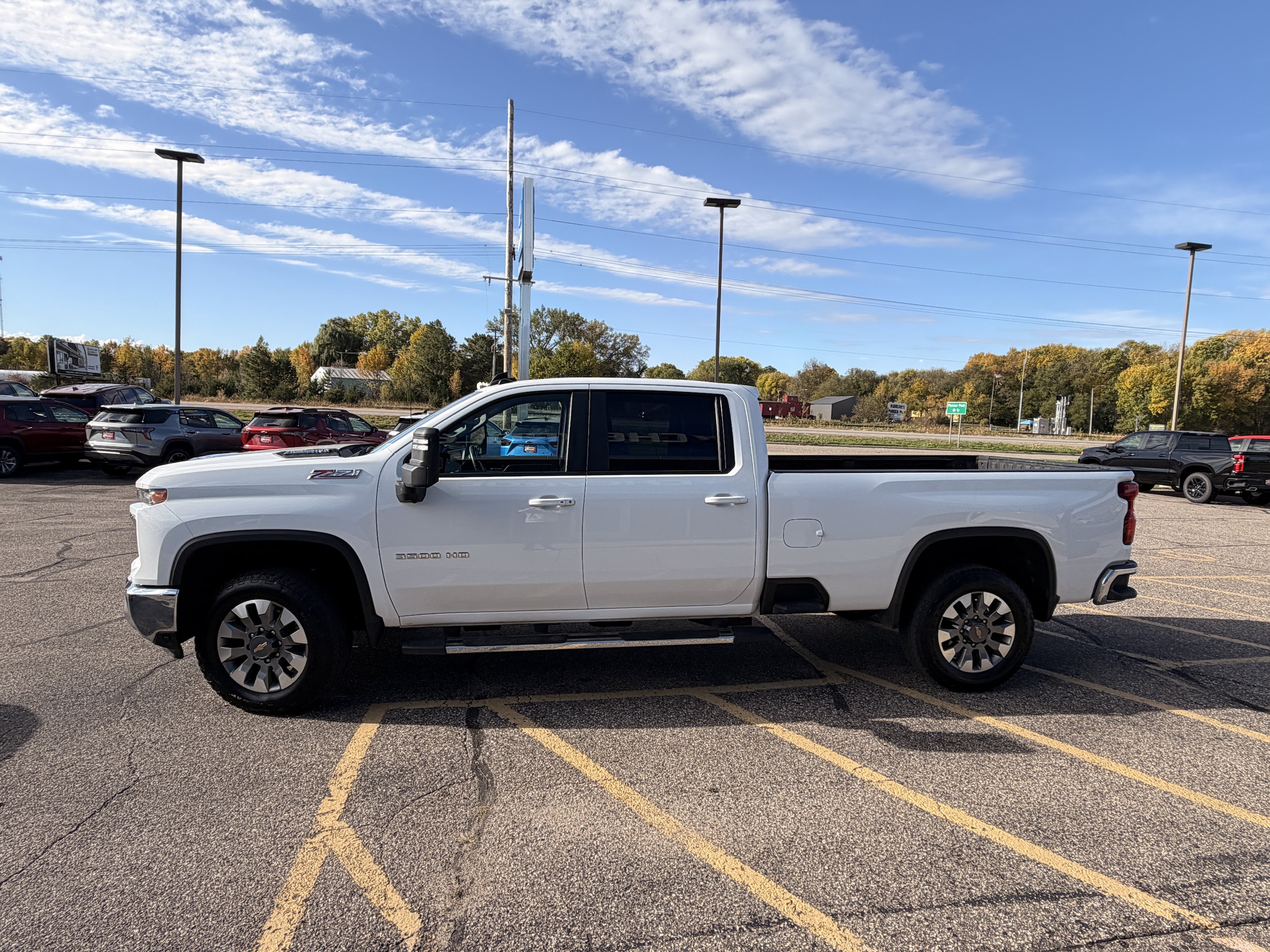 Used 2025 Chevrolet Silverado 3500HD LT with VIN 1GC4KTEY9SF124179 for sale in Annandale, Minnesota