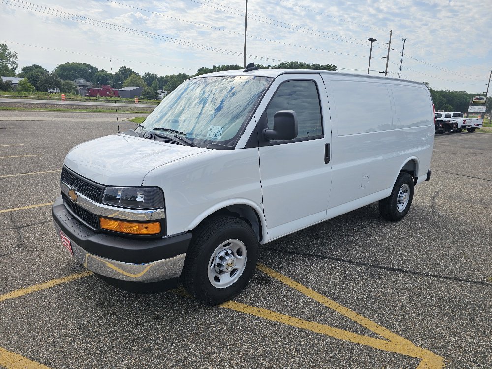 2025 Chevrolet Express Cargo Work Van - Photo 15