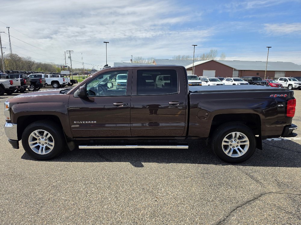 Used 2016 Chevrolet Silverado 1500 LT with VIN 3GCUKREC7GG274224 for sale in Annandale, Minnesota