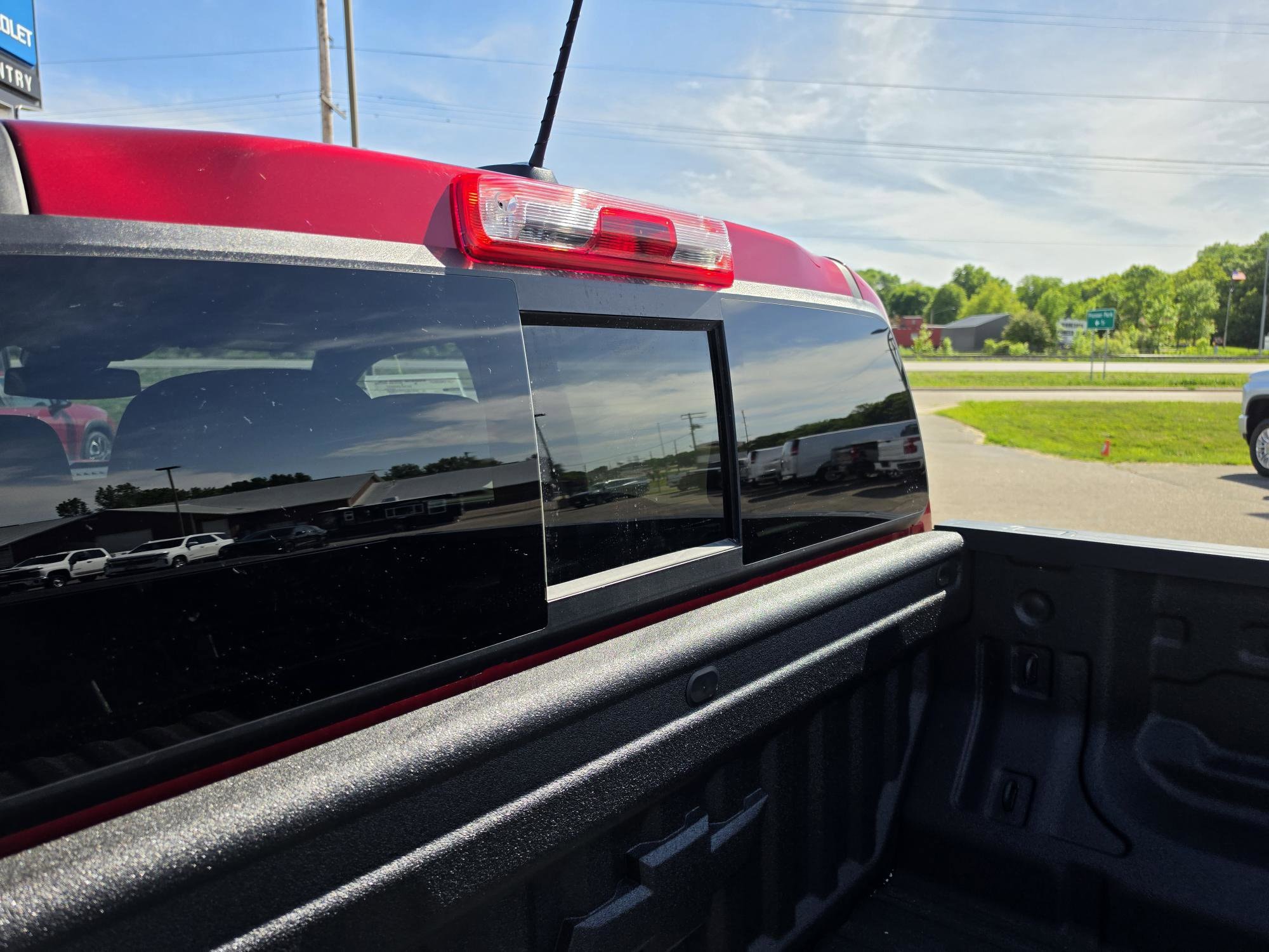 2026 Chevrolet Colorado Z71 - Photo 21