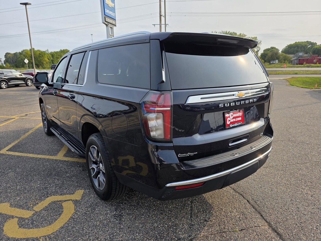 Used 2021 Chevrolet Suburban LT SUV