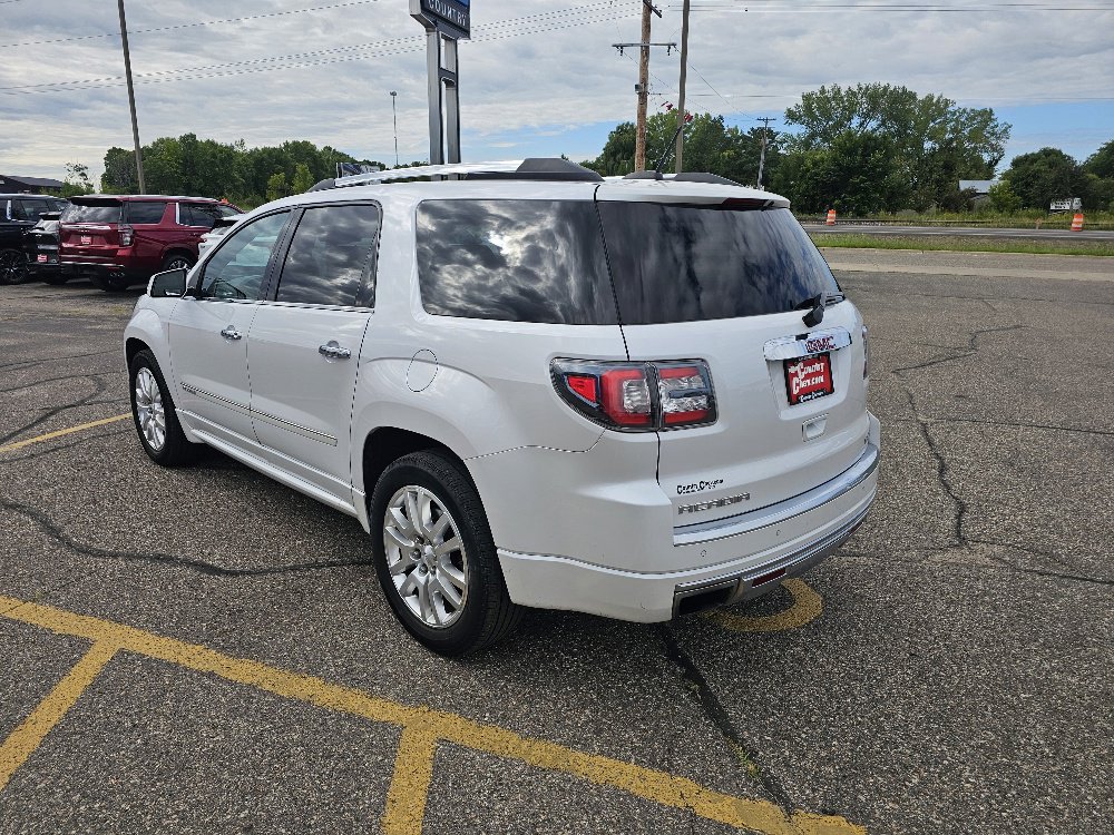 2016 Gmc Acadia Denali photo 2