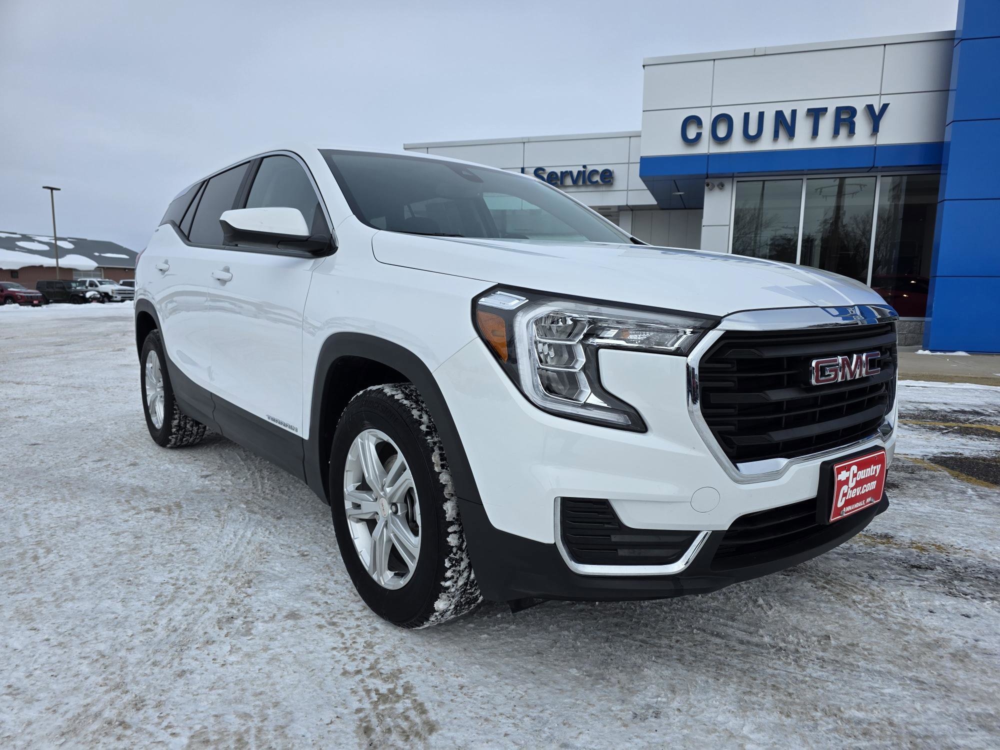 2024 GMC Terrain SLE - Photo 11