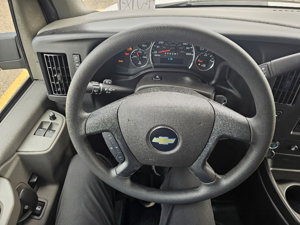 2025 Chevrolet Express Cargo Work Van - Photo 12