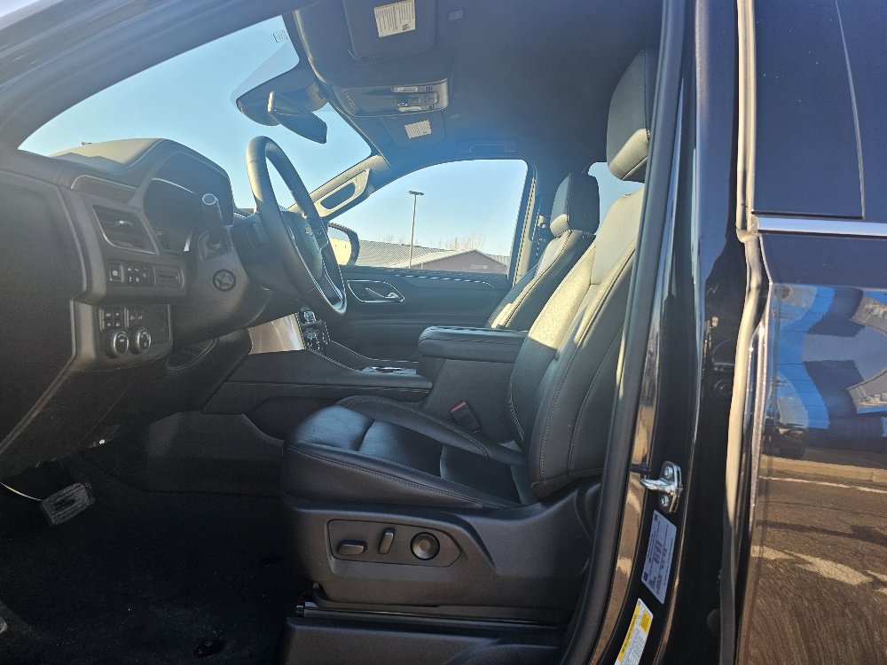 2024 Chevrolet Tahoe LT photo 3