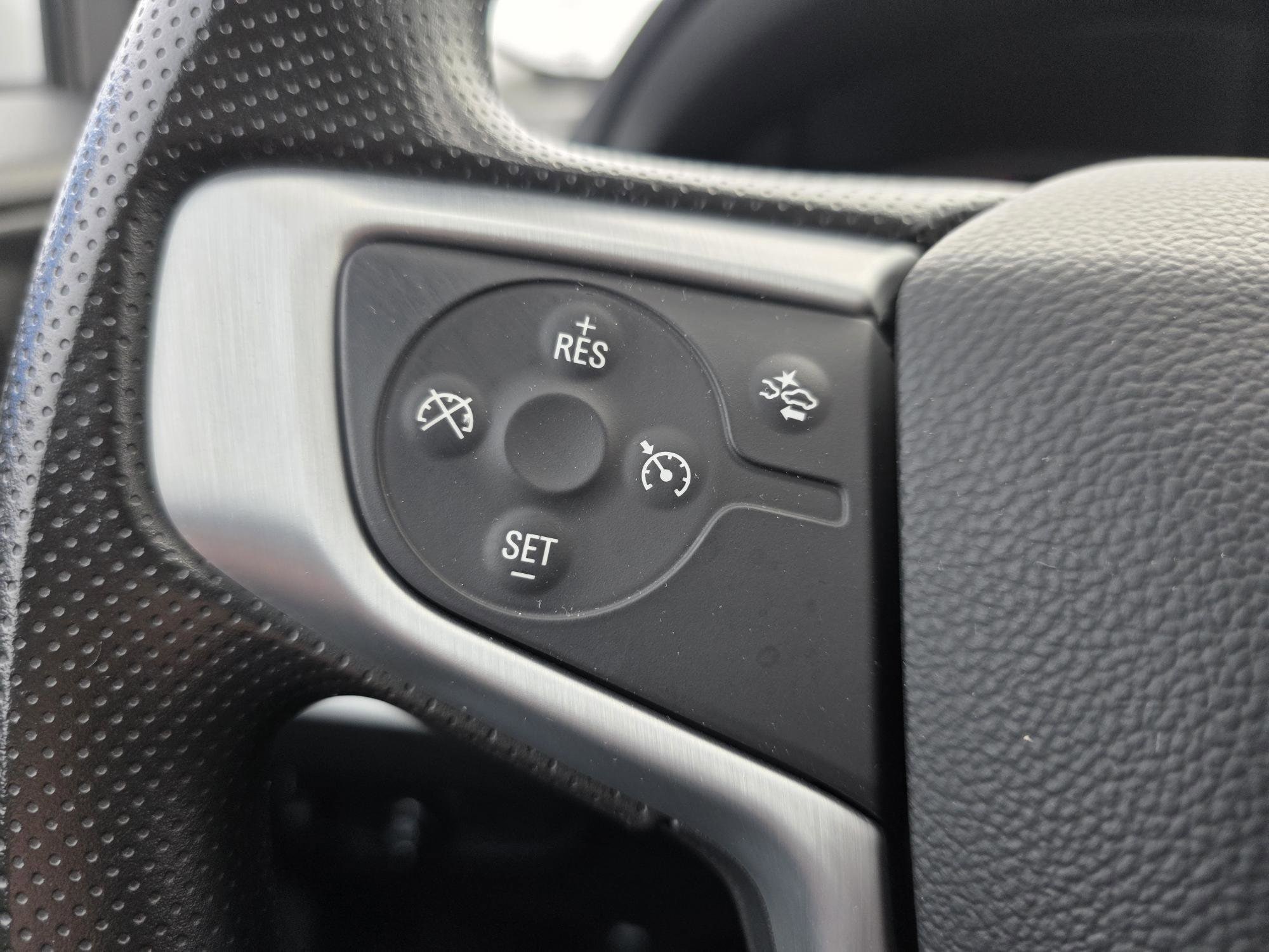 2024 GMC Terrain SLE - Photo 9