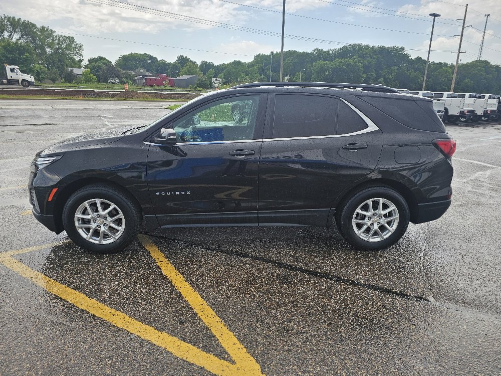 Used 2022 Chevrolet Equinox LT with VIN 3GNAXUEV3NL154375 for sale in Annandale, Minnesota