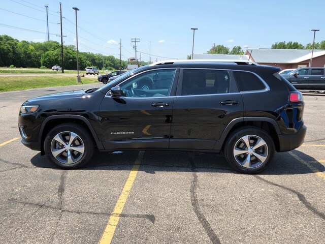 Used 2019 Jeep Cherokee Limited with VIN 1C4PJMDX4KD465953 for sale in Annandale, Minnesota