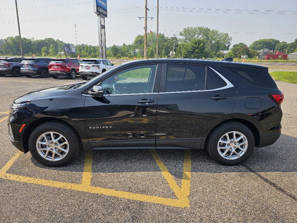 Used 2024 Chevrolet Equinox LT with VIN 3GNAXUEG1RL106087 for sale in Annandale, Minnesota