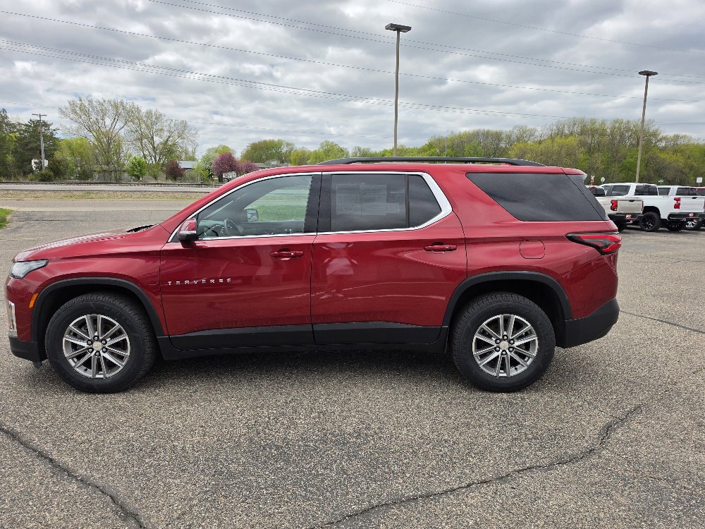 Used 2023 Chevrolet Traverse 1LT with VIN 1GNEVGKW6PJ170375 for sale in Annandale, Minnesota