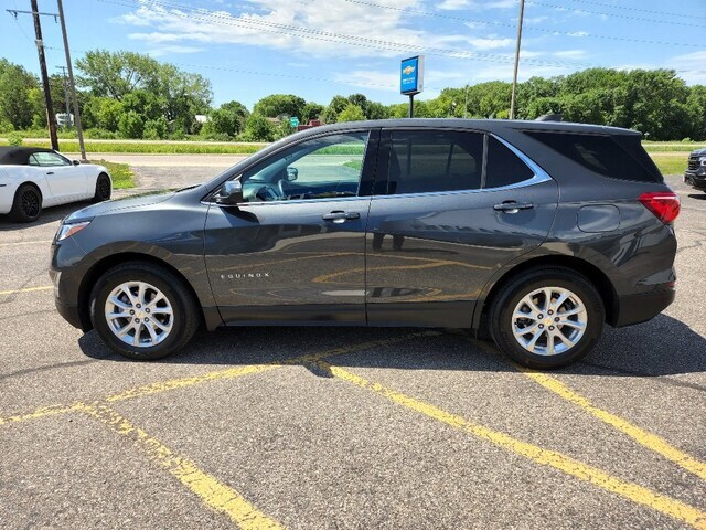Used 2020 Chevrolet Equinox LT with VIN 2GNAXKEV0L6221522 for sale in Annandale, Minnesota