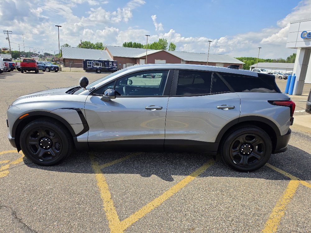 Used 2024 Chevrolet Blazer EV Fleet with VIN 3GNKDFRL9RS266367 for sale in Annandale, Minnesota