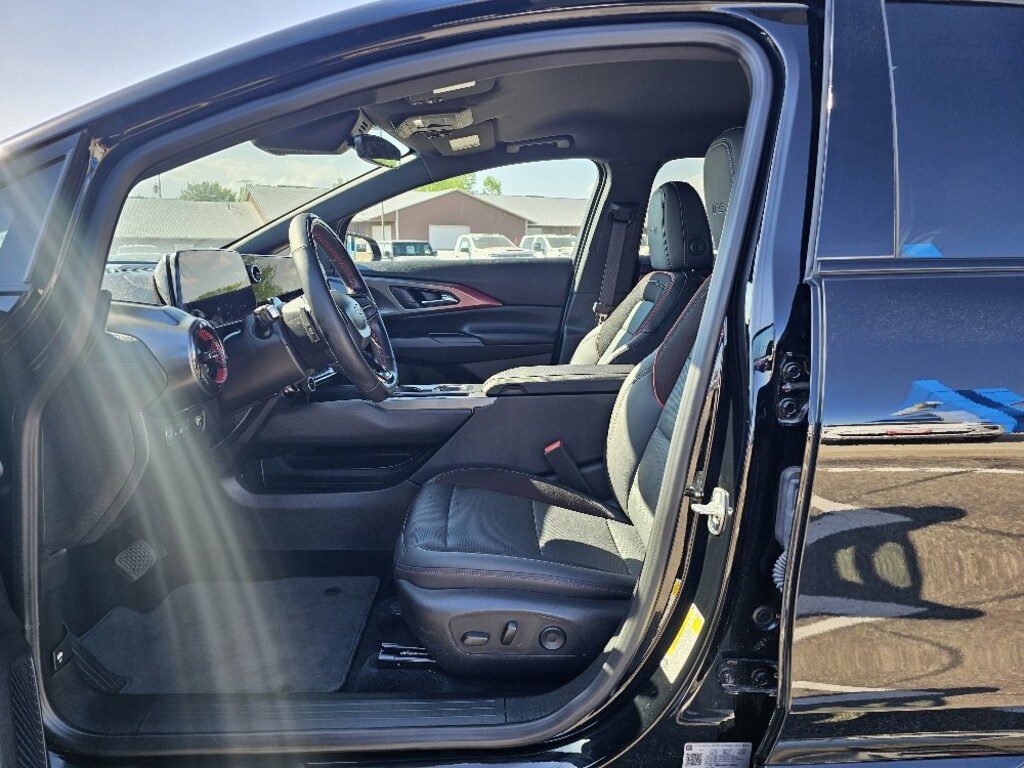 Used 2024 Chevrolet Equinox EV RS SUV