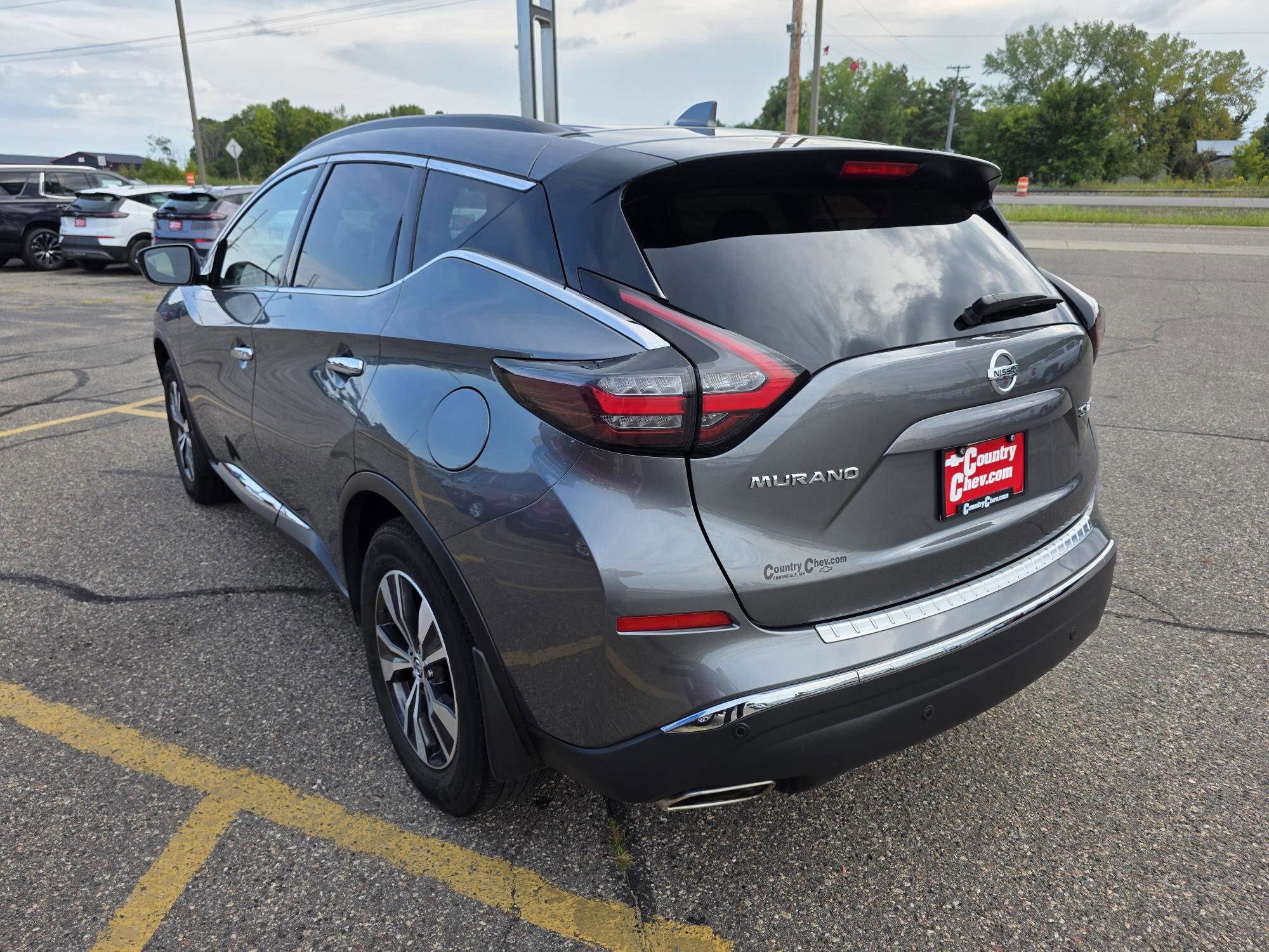 2021 Nissan Murano SV photo 3