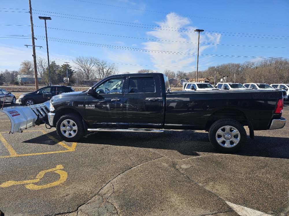 Used 2017 RAM Ram 3500 Pickup Tradesman with VIN 3C63R3GJ0HG507403 for sale in Annandale, Minnesota